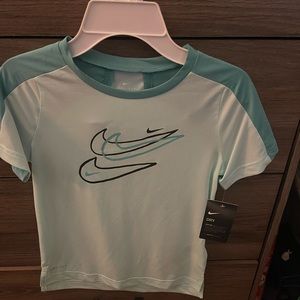 Nike boy t-shirt